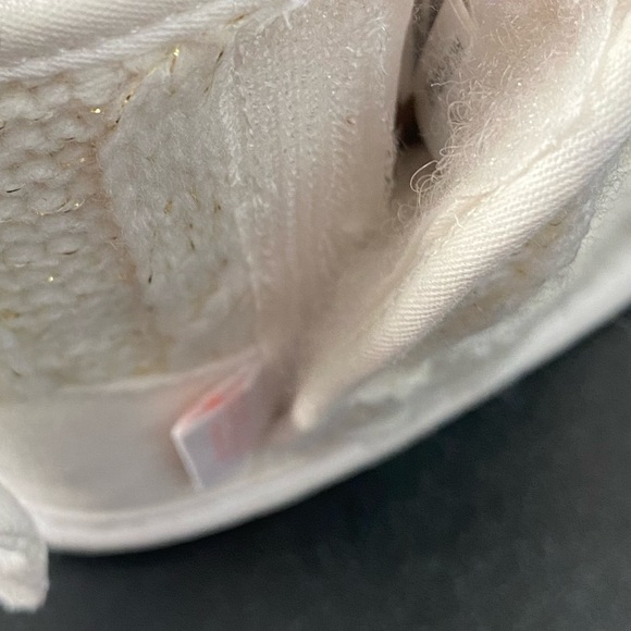 *NWT* Capelli Ivory Faux Fur Knit Baby Boots Size 1 (0-6 Months) - Picture 7 of 9